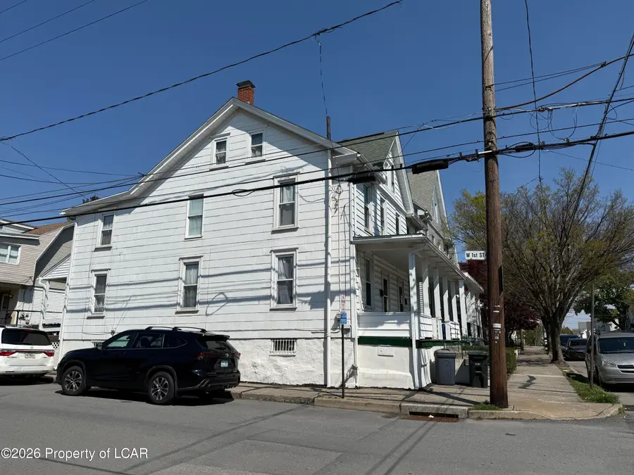 522-524 Grant St, Hazleton, PA 18201 - #2