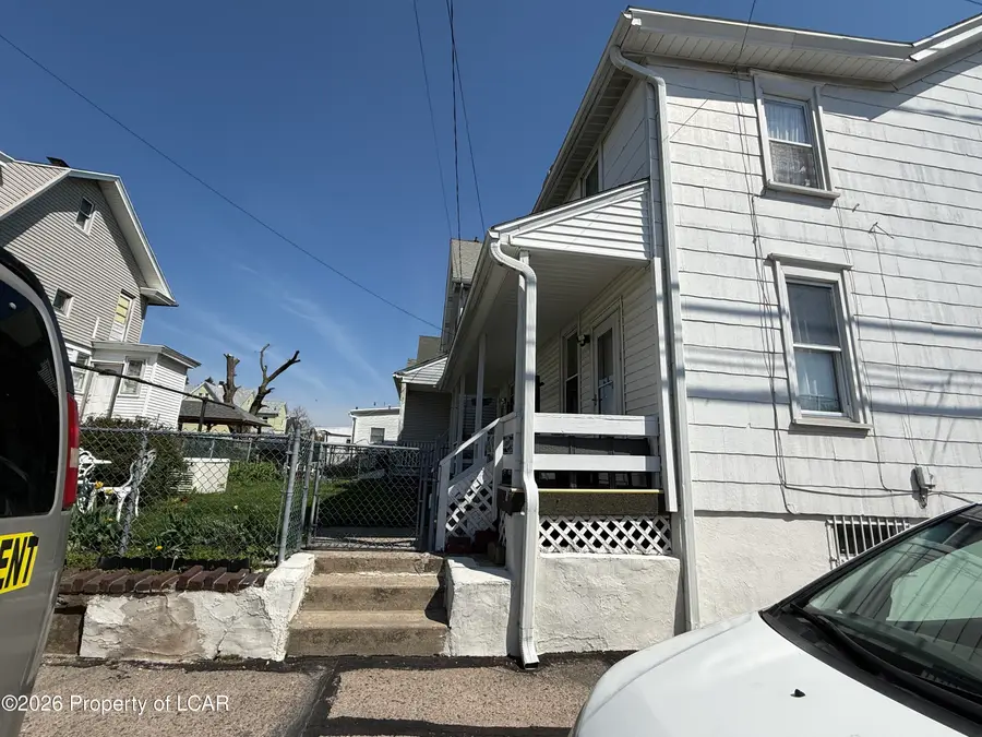 522-524 Grant St, Hazleton, PA 18201 - #3