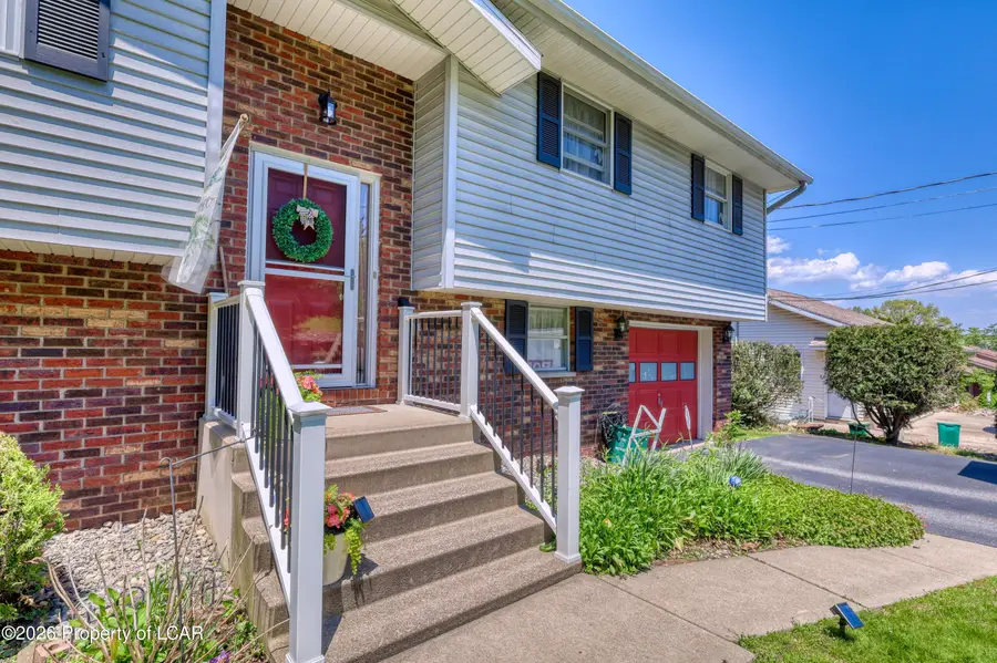 10 Atwell Drive, Dupont, PA 18641 - #3