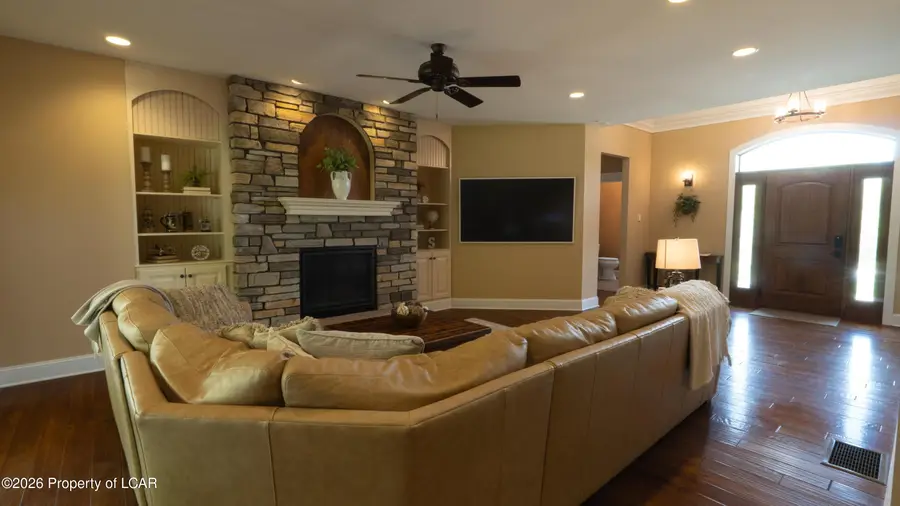 228 Windsor Way, Roaring Brook, PA 18444 - #3