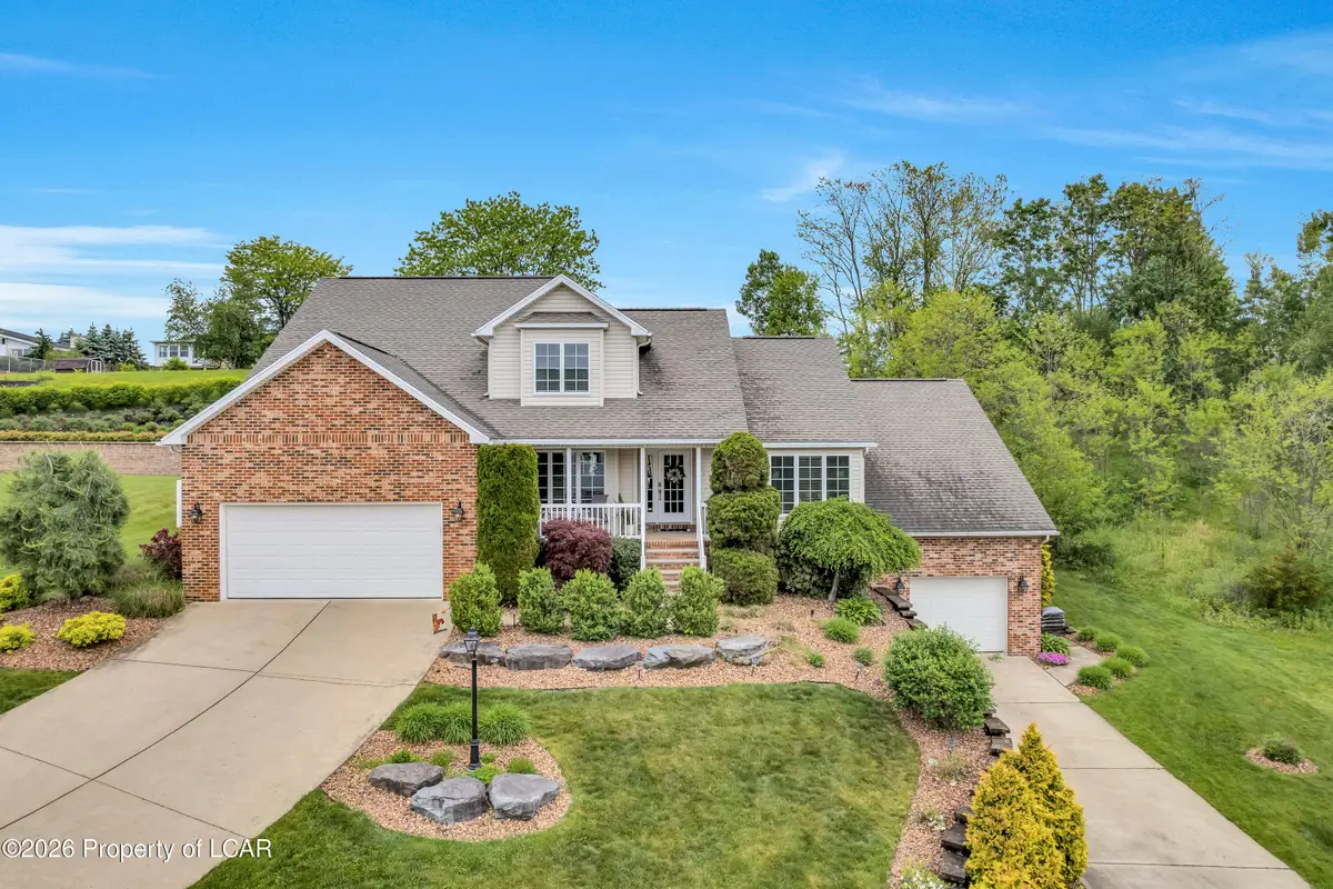 300 Constitution Avenue, Hanover, PA 18706 - #1