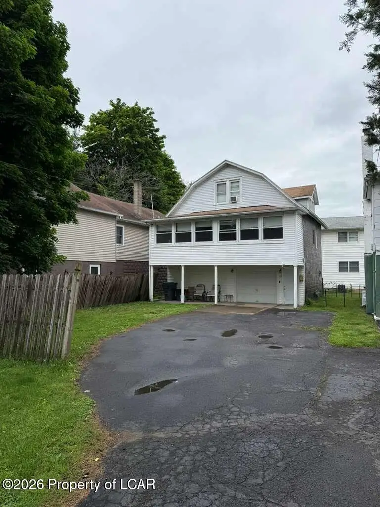 39 Atherton Drive, Wyoming, PA 18644 - #1