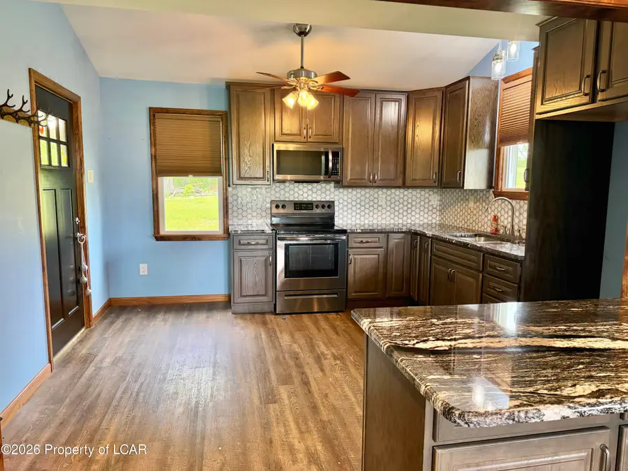 3363 Alberdeen Road, Mountain Top, PA 18707 - #3