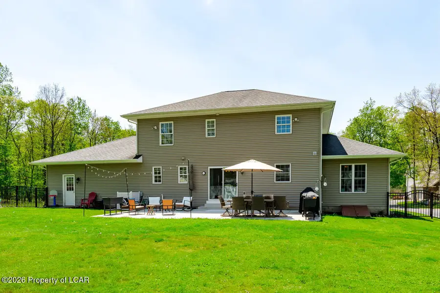 6 Old Orchard Lane, Mountain Top, PA 18707 - #2