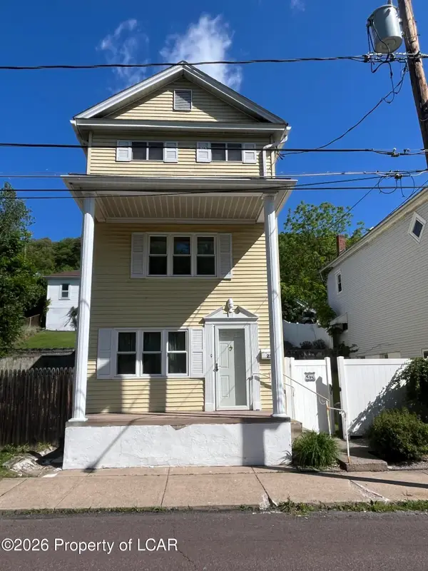 25 Railroad Street, Glen Lyon, PA 18617