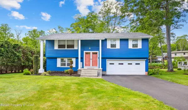 9 Hitchen Post Road, Mountain Top, PA 18707
