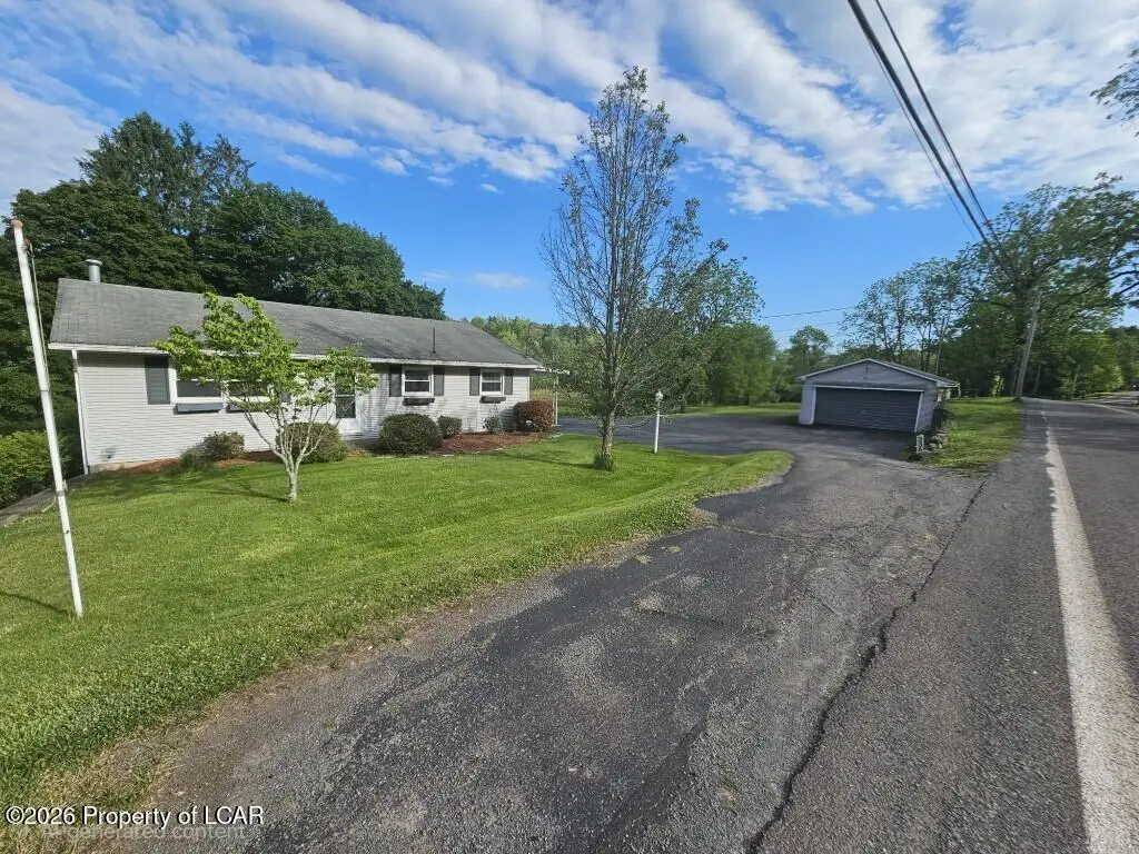 336 Overbrook Road, Dallas, PA 18612 - #1