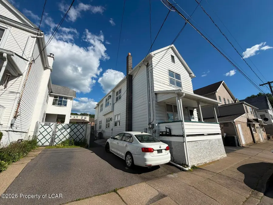 15 Walnut Street, Wilkes Barre, PA 18702 - #2