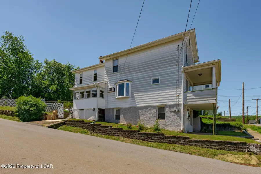 556 Cherry, Edwardsville, PA 18704 - #2