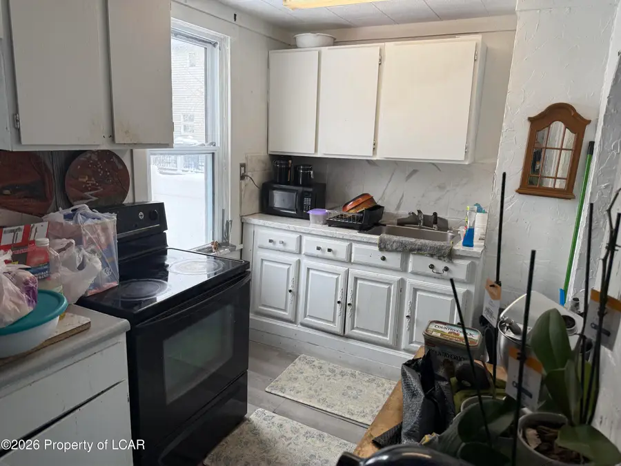 239 Lincalis Street, West Hazleton, PA 18202 - Image #3