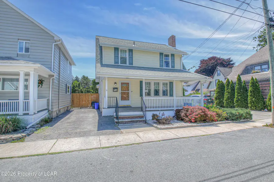 300 Colonial Gardens, Forty Fort, PA 18704 - #2
