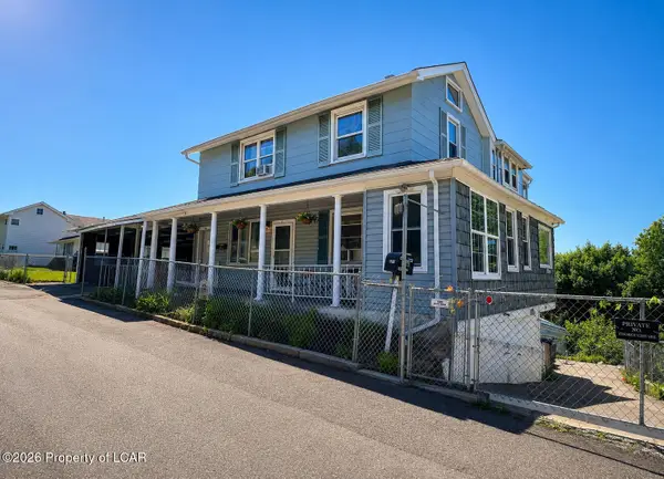 30 Cambria Street, Plymouth, PA 18651