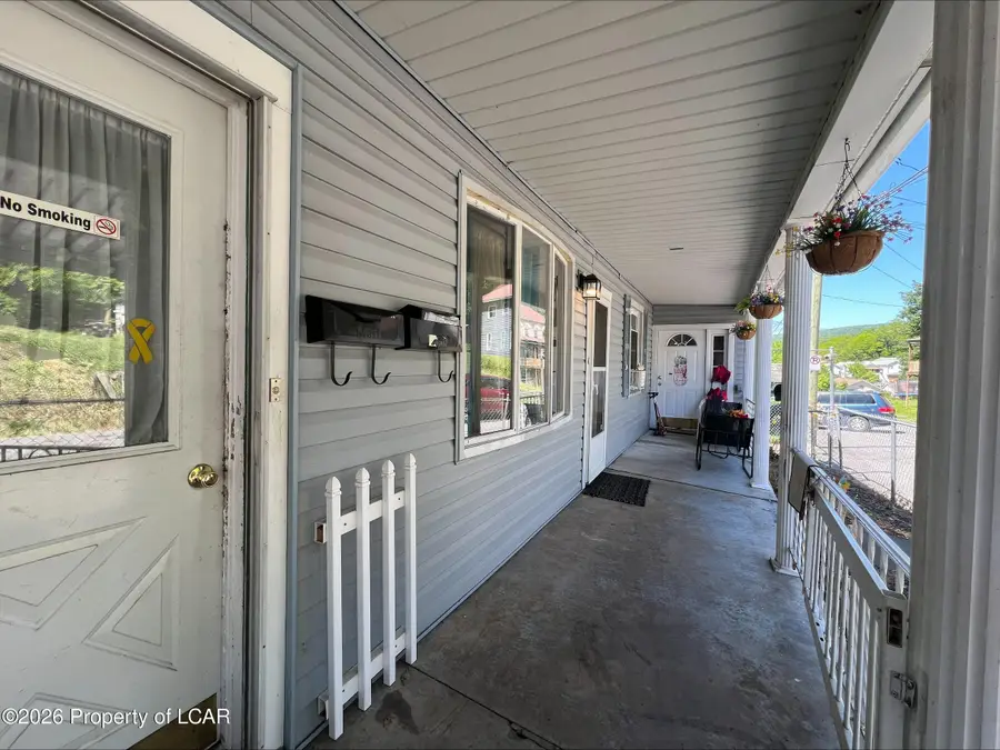 30 Cambria Street, Plymouth, PA 18651 - #3