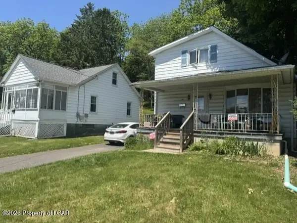 69 Mt. Airy Road, Shavertown, PA 18708