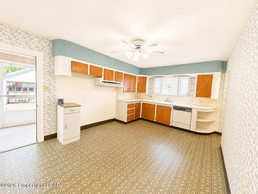 1938 Scarboro Street, Exeter, PA 18643 - #2