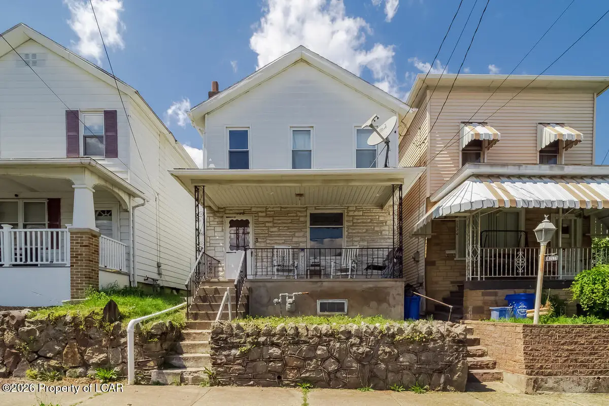 122 Green Street, Nanticoke, PA 18634 - #1