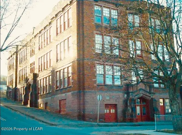 108-116 Salem Avenue, Carbondale, PA 18407