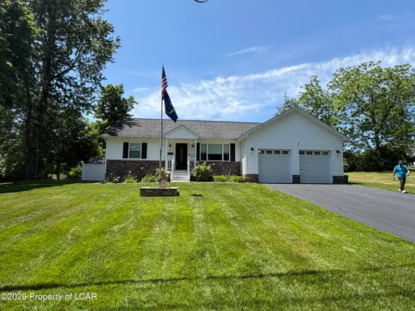 163 Davenport Street, Dallas, PA 18612