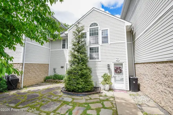 27 Allenberry Drive, Hanover Township, PA 18706