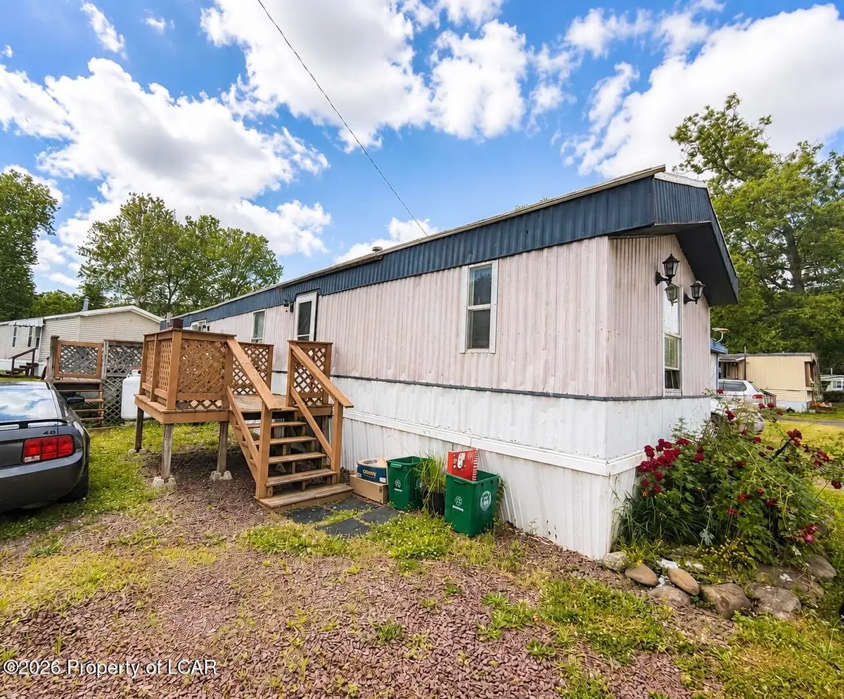 7 Glen Meadows Trailer, Pittston, PA 18640 - #1