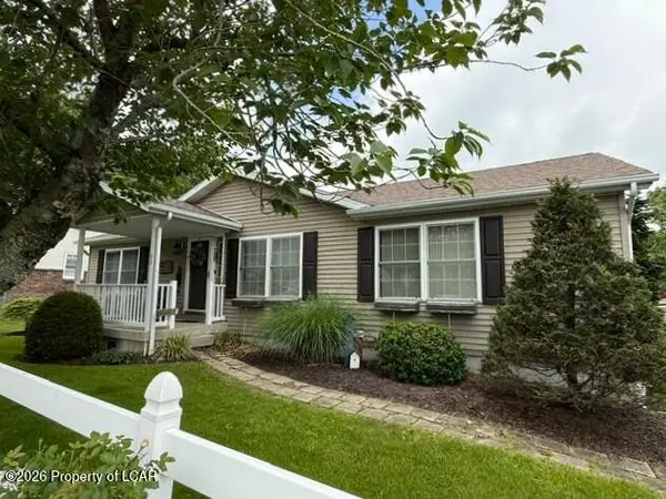 90 Pine Street, Sheppton, PA 18248