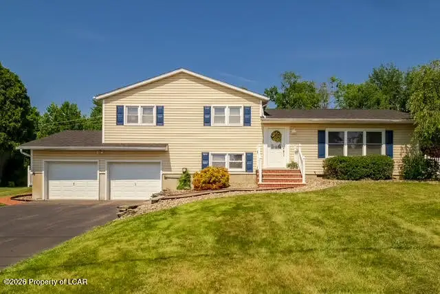 23 Pear Tree Lane, Dallas, PA 18612 - #3