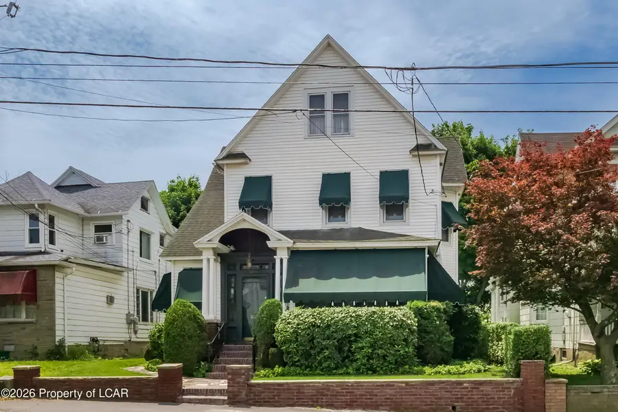 143 William Street, Pittston, PA 18640 - #2