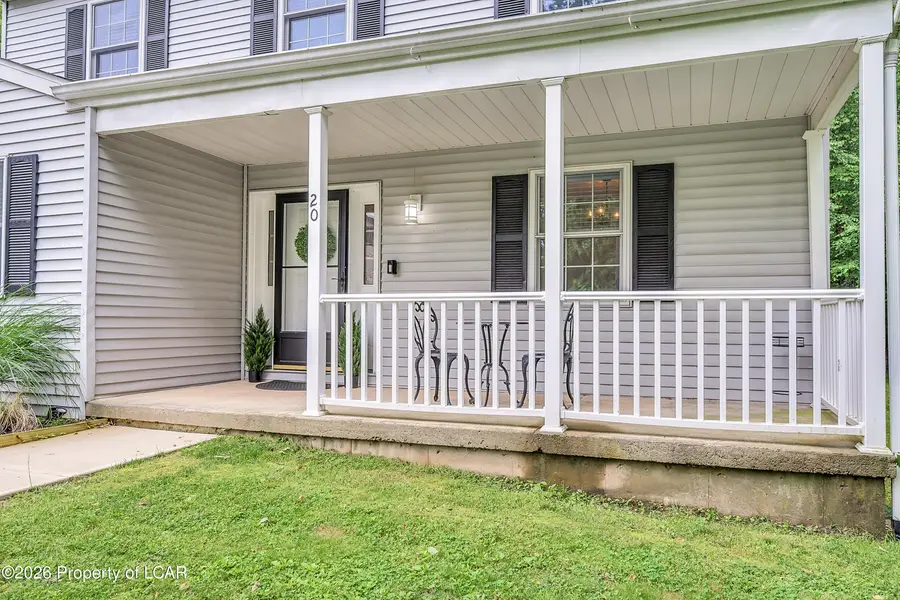 20 Stream View Court, Mountain Top, PA 18707 - #2