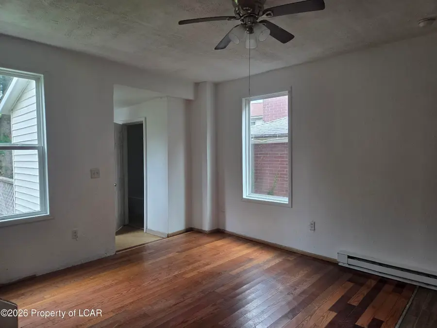 14 Railroad Street, Plymouth, PA 18651 - #2