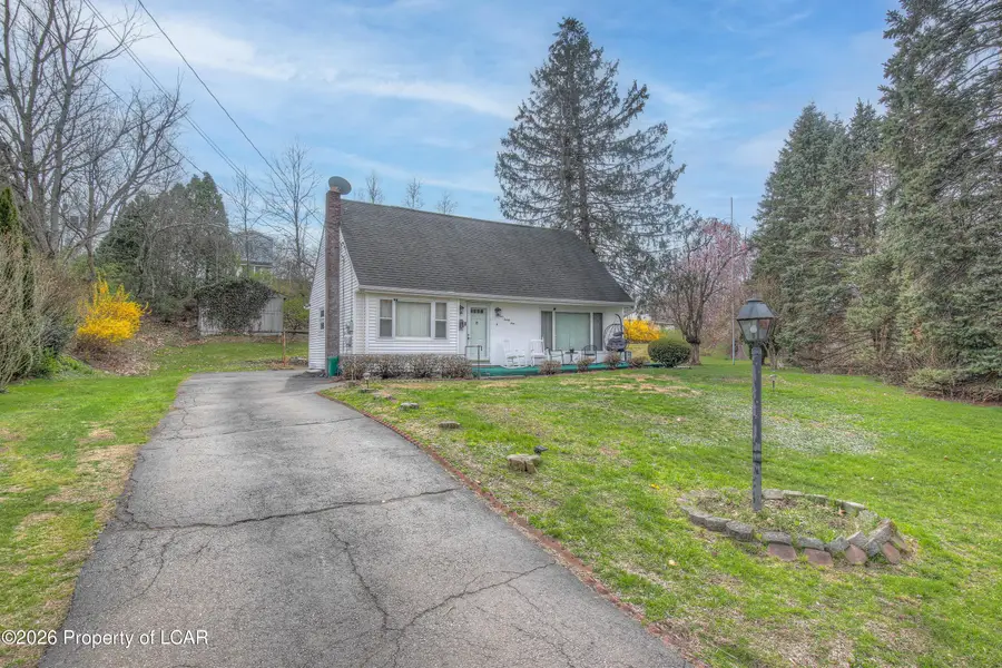 429 Mclean Street, Dupont, PA 18641 - #2