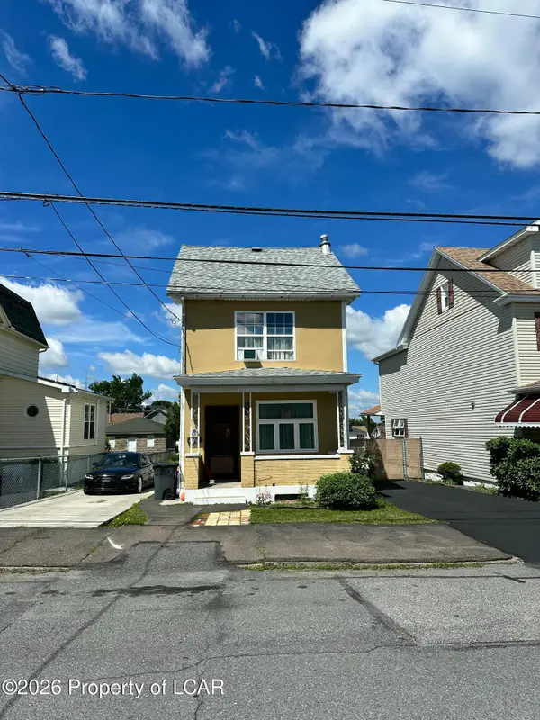 696 Hayes Street, Hazleton, PA 18201