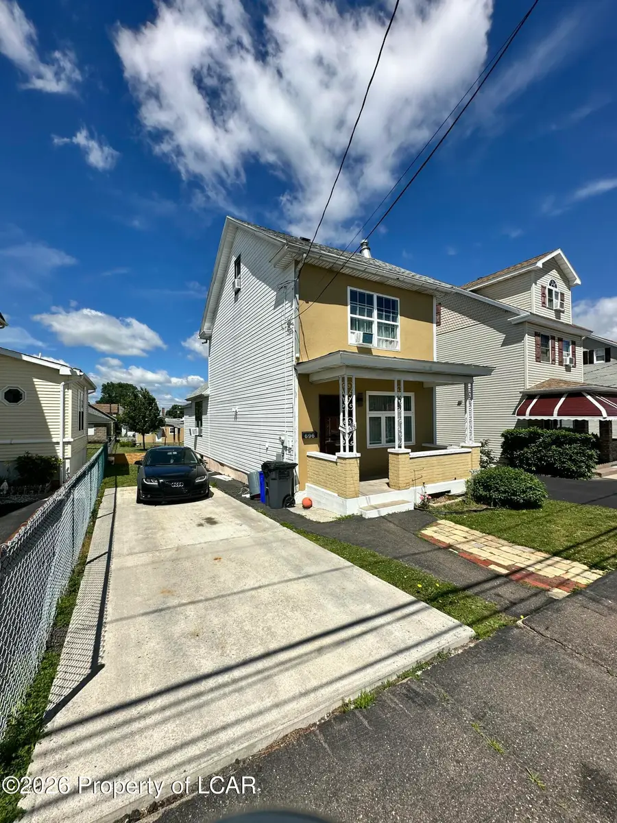 696 Hayes Street, Hazleton, PA 18201 - #2