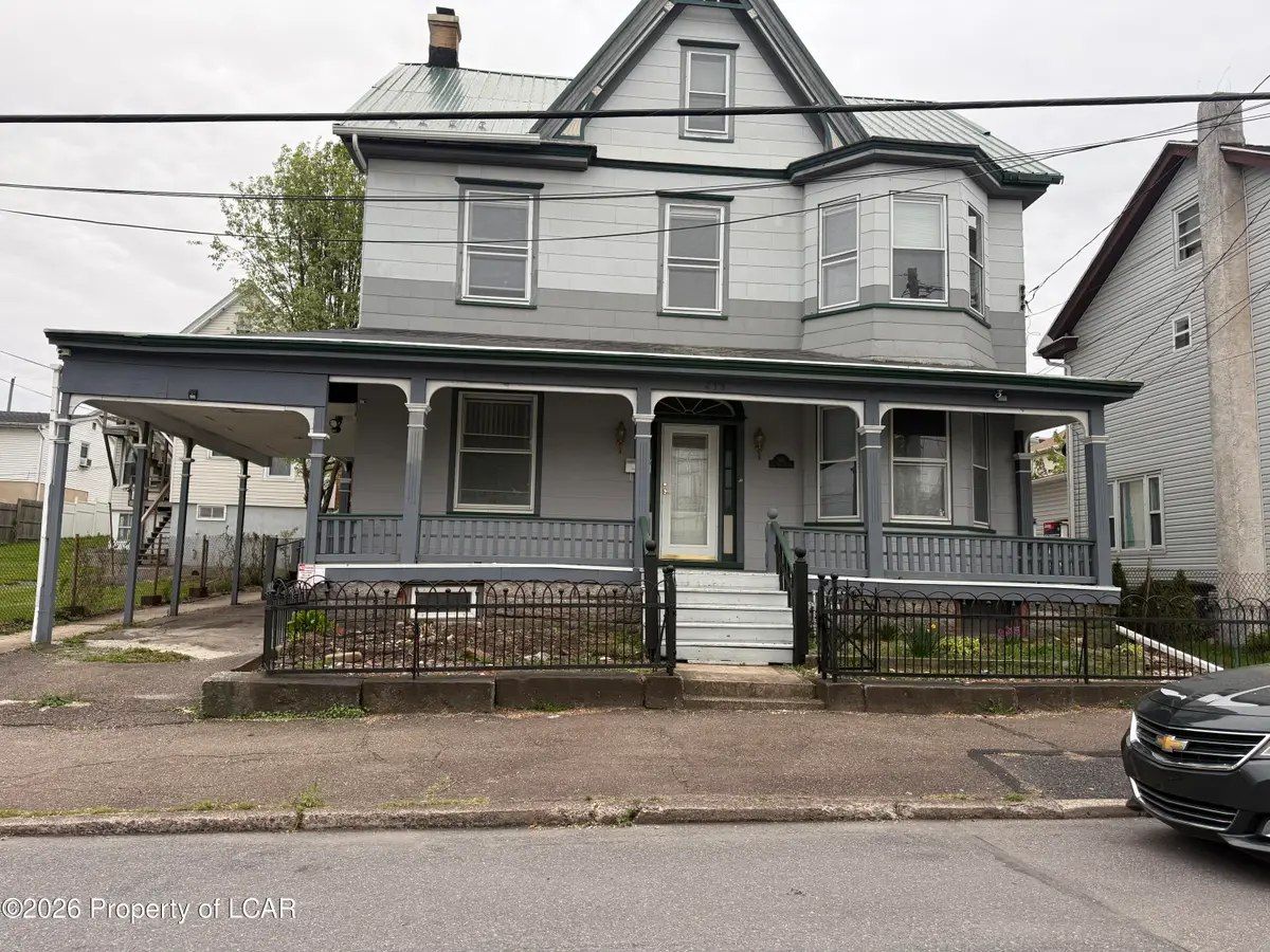 418 Mine Street, Hazleton, PA 18201 - #1