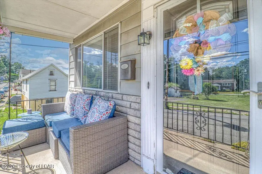 32 Oak Street, Browntown, PA 18640 - #3