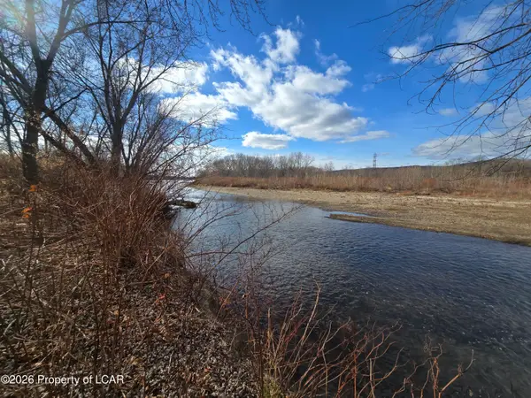 Wintermoot Island, Pittston, PA 18640