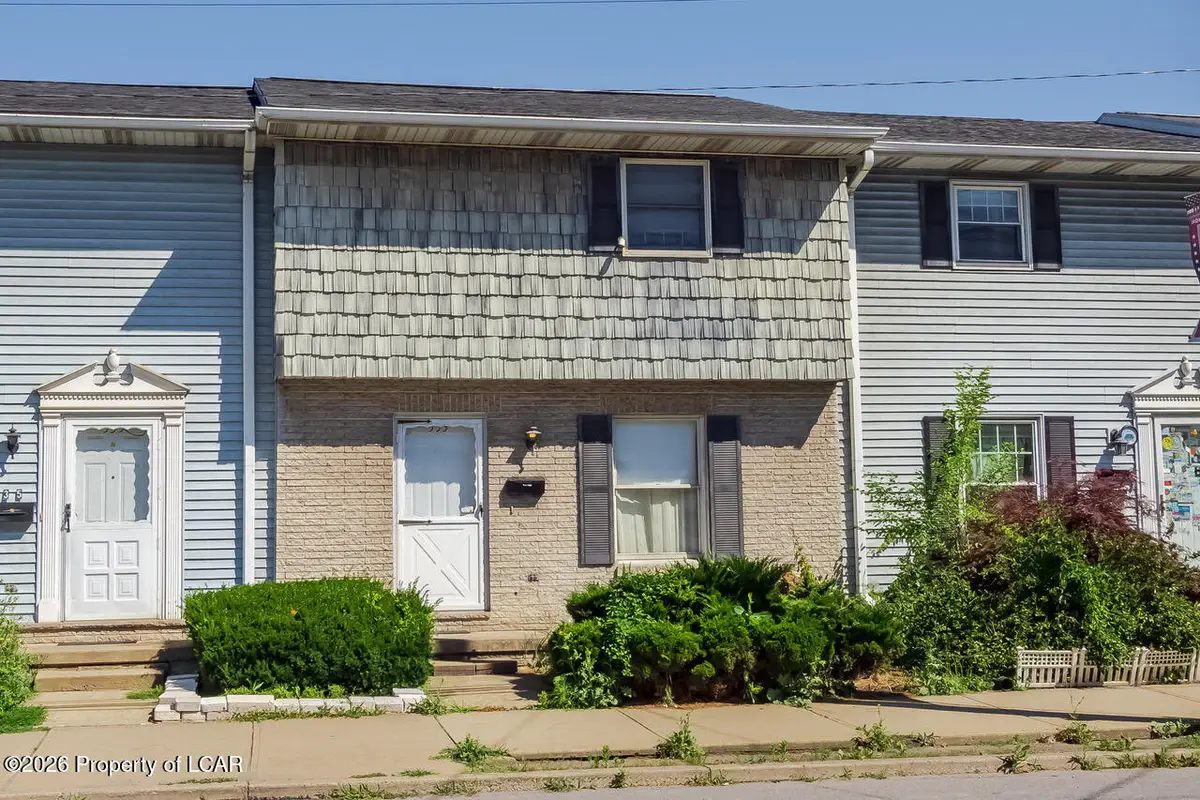 533 Main Street, Plymouth, PA 18651 - #1
