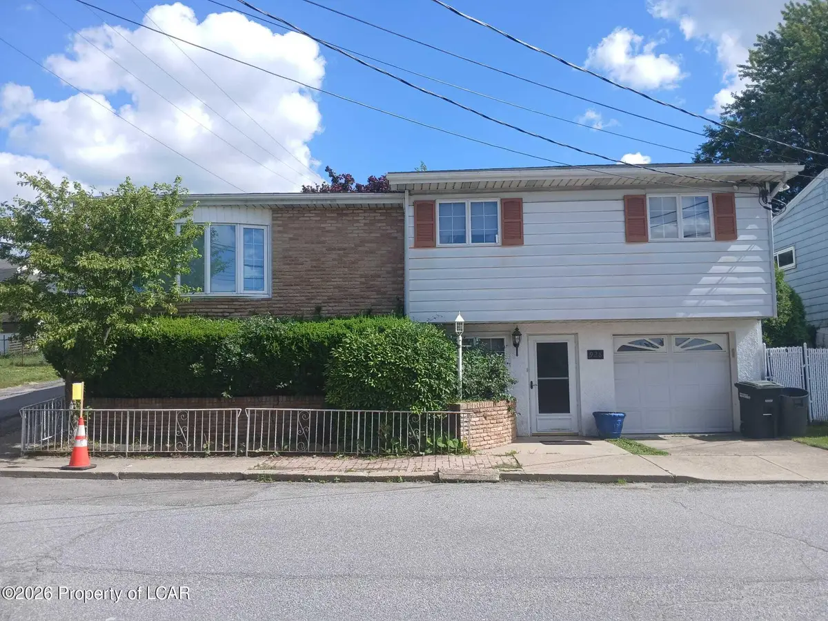 928 11th Street, Hazleton, PA 18201 - #1