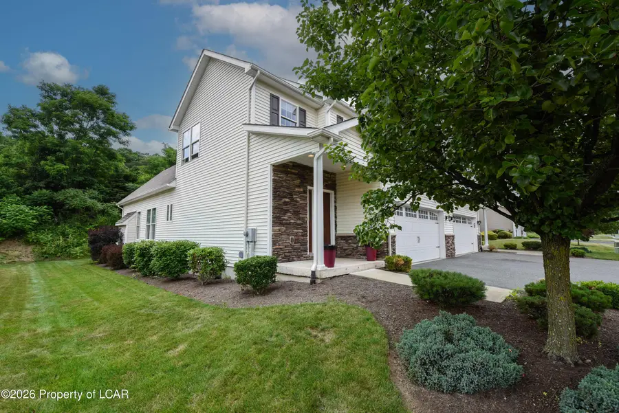 11 Somerset Drive, Hanover, PA 18706 - #3