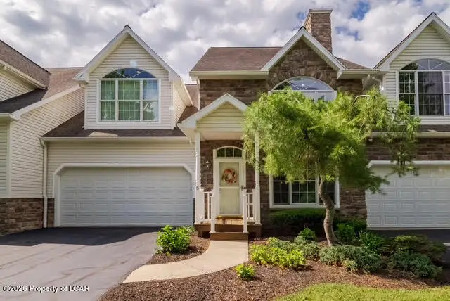 5 Dakota Drive, Dallas, PA 18612 - #2