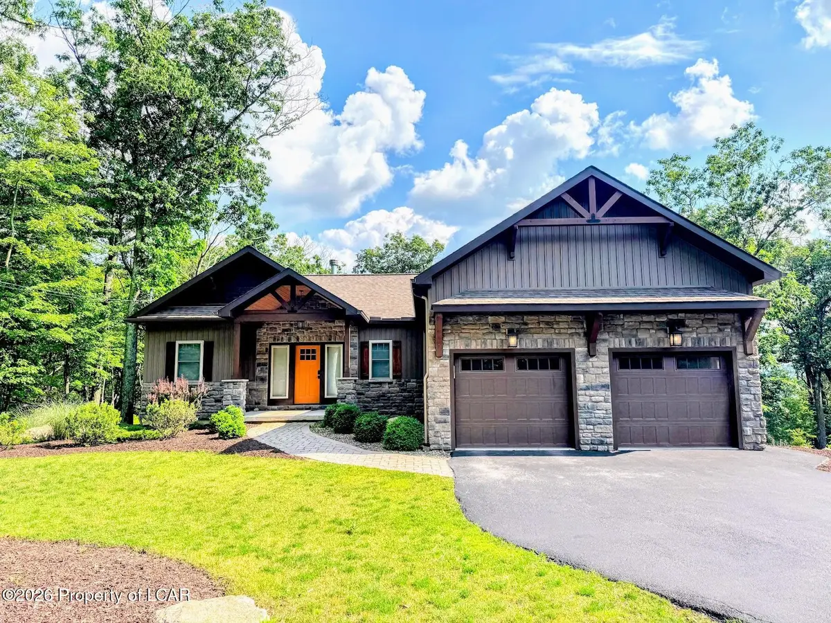 728 Turnberry Lane, Hazleton, PA 18202 - #1
