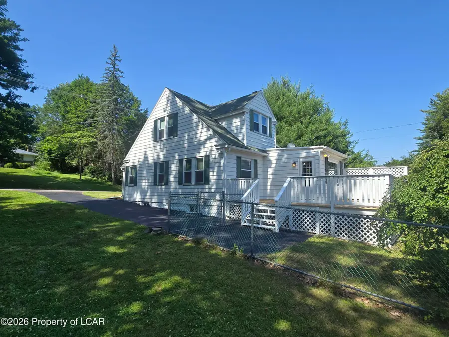 248 Overbrook Avenue, Dallas, PA 18612 - #2
