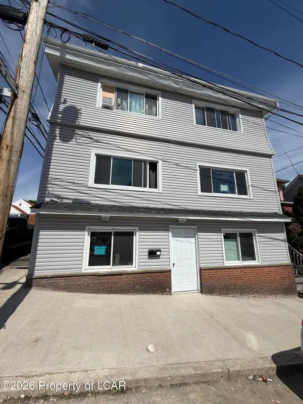 557 Wyoming Street, Hazleton, PA 18201