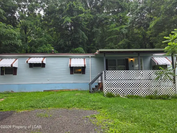 328 Old Tavern Road, Hunlock Creek, PA 18621