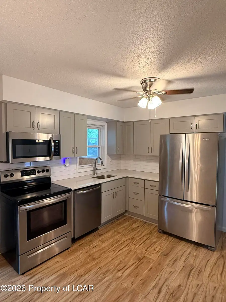 530 Hillside Drive, Hazle, PA 18202 - #2
