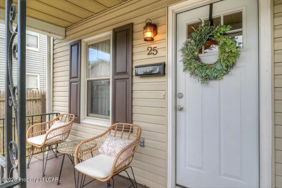 25 James Street, Pittston, PA 18640 - #2