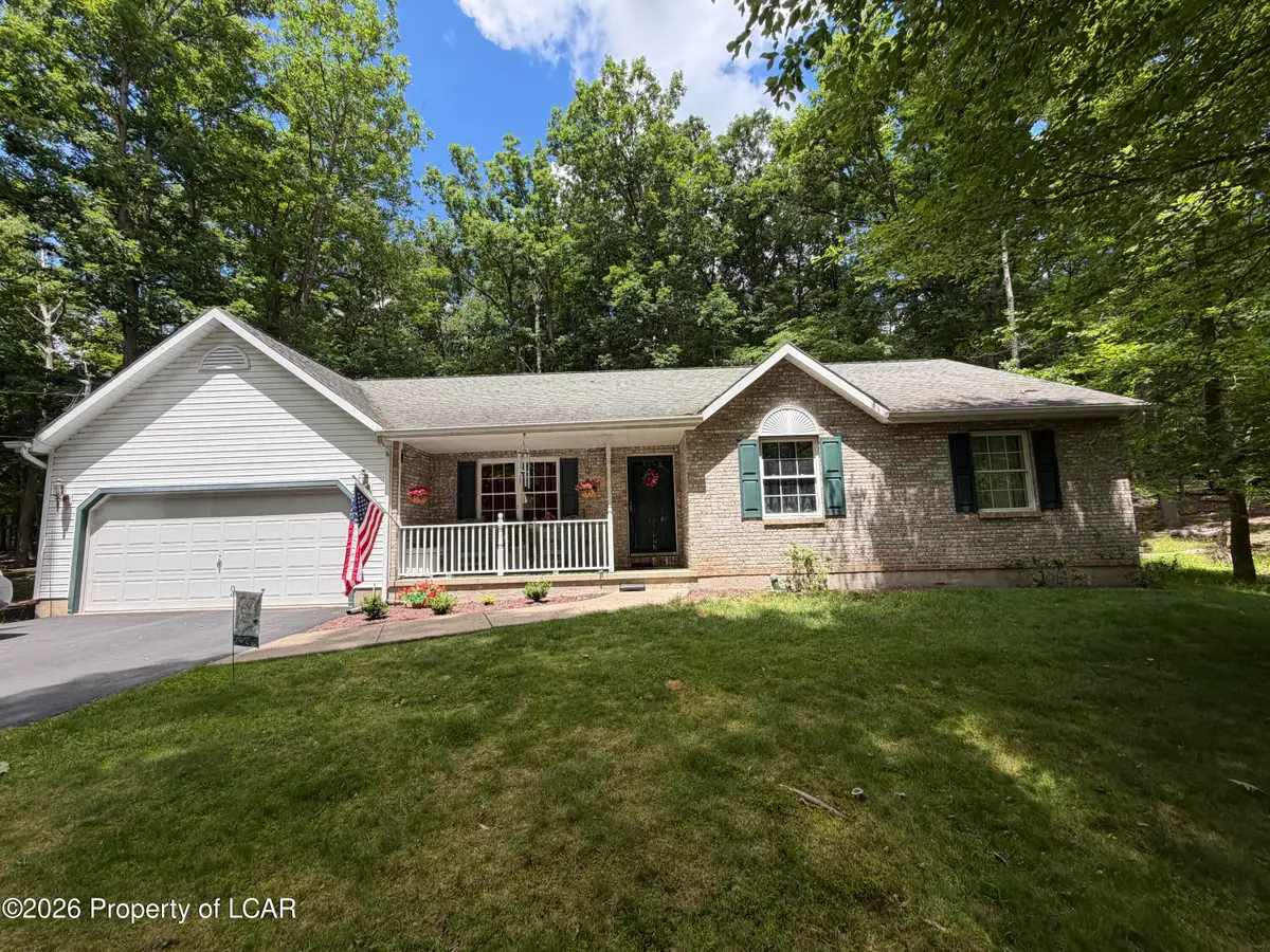 143 Lake Valley Drive, Hazle, PA 18202 - #1