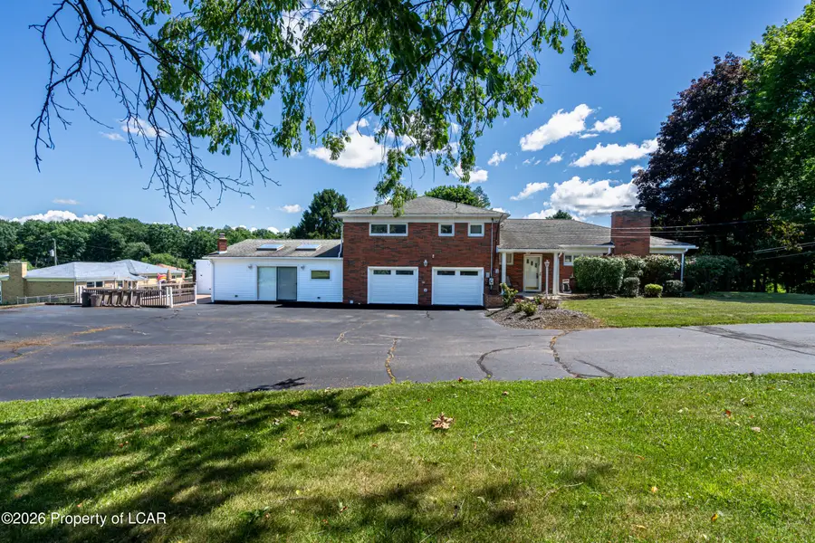 361 Upper Demunds Road, Dallas, PA 18612 - #3