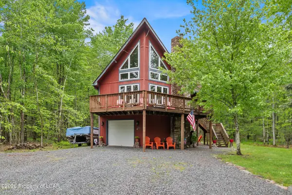 329 Maxatawny Drive, Pocono Lake, PA 18347