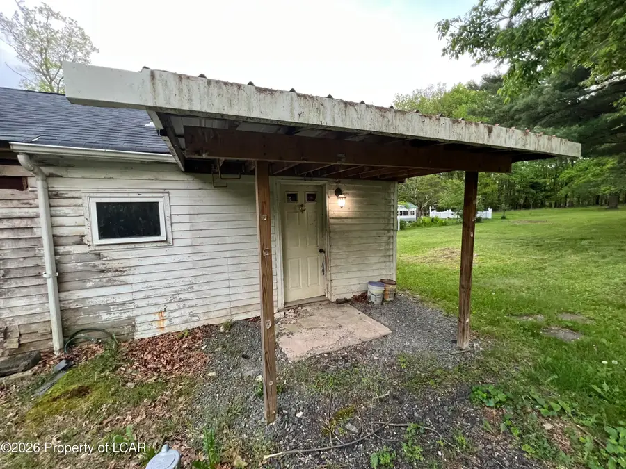 6 Snyders Lane, Mountain Top, PA 18707 - #2