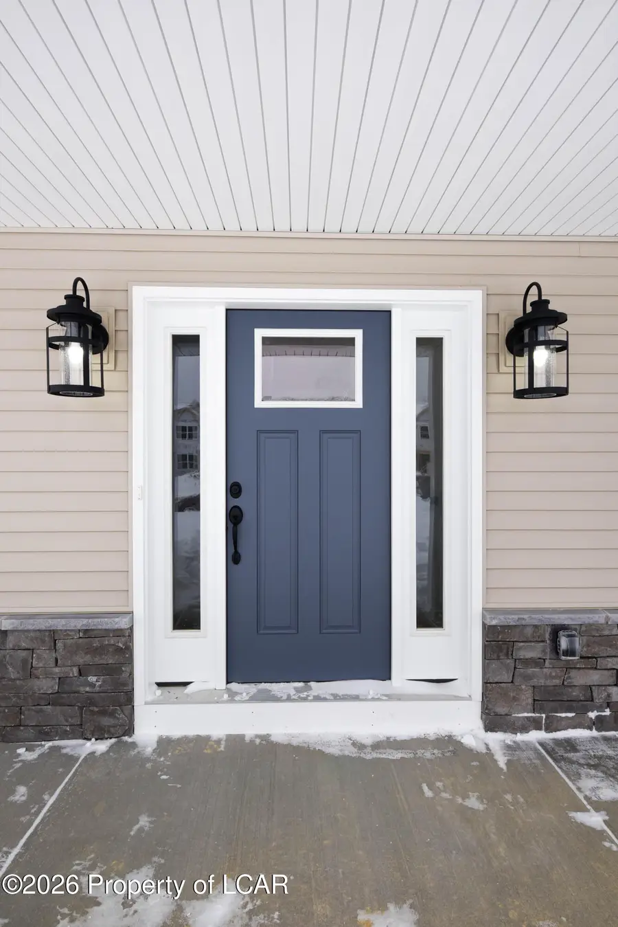 2460 E Venisa Drive, Hazle Township, PA 18202 - Image #2